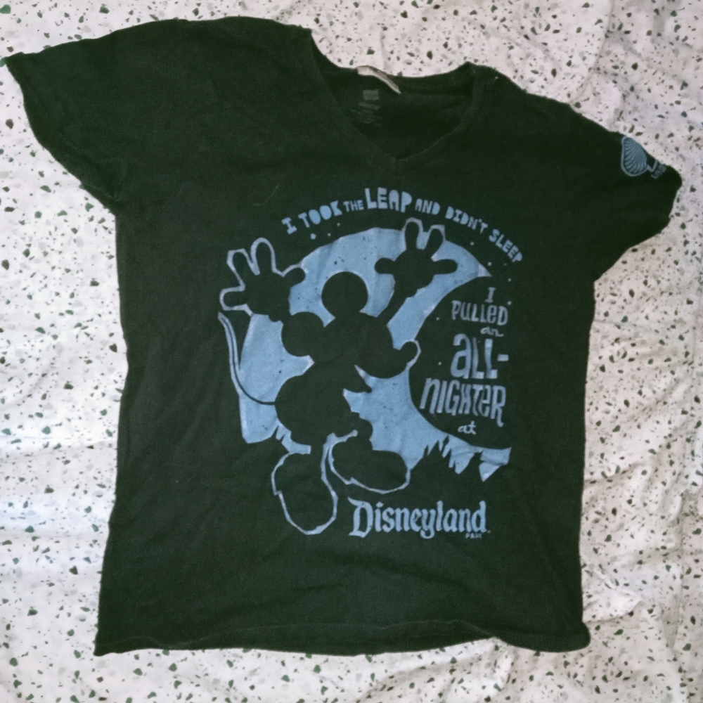 Disney Women's Black and Blue Mickey Mouse T-Shirt Tighter Fit Medium